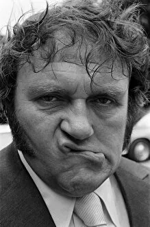 Images Dated 6th October 1972: Les Dawson near his home at home at Lytham St Annes, Lancashire. 6th October 1972