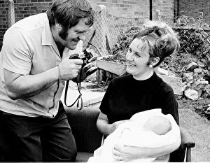 Les Dawson with his wife and his new baby daughter Pamela Jane dbase msi Les Dawson with his wife and his new baby daughter Pamela Jane dbase msi