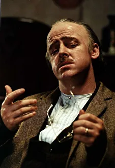 Images Dated 22nd November 1989: Les Dennis Comedian and TV presenter takes on the role of Marlon Brando as the Godfather