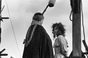 Images Dated 16th October 1981: Lesley-Anne Down and Derek Jacobi on the set of The Hunchback of Notre Dame at Pinewood