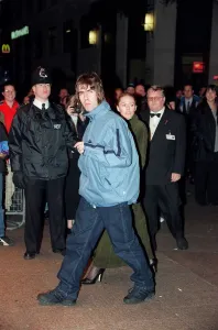 00138 Gallery: Liam Gallagher Singer September 98 Arriving for a film premiere with his wife
