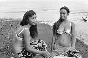 Images Dated 5th November 1972: Life on Tahiti, one of the Polynesian Islands, French Polynesia, in the Pacific Ocean
