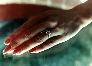 Linda DH File negs Biogs Model/TV Presenter showing diamond ring Linda DH File negs Biogs Model/TV Presenter showing diamond ring
