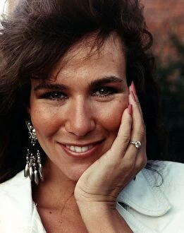 Images Dated 30th January 1989: Linda Lusardi Model / TV Presenter