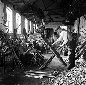 The Lintott Family making Shepherds Crooks. Chiddingfold, Surrey. January 1953 The Lintott Family making Shepherds Crooks. Chiddingfold, Surrey. January 1953