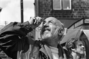 Images Dated 20th May 1970: Lionel Jeffries on the set of 'The Railway Children'at Oakworth