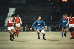 Images Dated 22nd November 1989: Littlewoods Cup. Oldham Athletic 3-1 Arsenal 22-11-1989