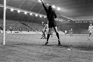 Images Dated 29th September 1971: Liverpool (2) v. Servette (0). European Cup Winners Cup. September 1971 71-12067-021