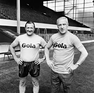 Former Liverpool manager Bill Shankly poses with new manager Bob Paisley at Anfield Former Liverpool manager Bill Shankly poses with new manager Bob Paisley at Anfield