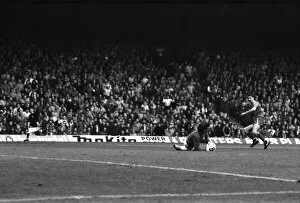 Liverpool v. Everton. October 1984 MF18-04-019 The final score was a one nil