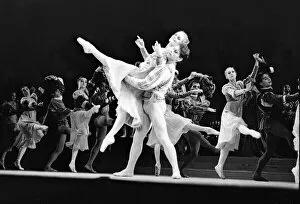 Images Dated 7th July 1987: London Festival Ballet Colisuem, Leicester Square Rudolf