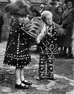 Images Dated 22nd February 2008: Londons Pearly Kings and Queens, Princes and Princesses