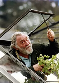 Images Dated 5th February 1996: It looks like rain but conservationist David Bellamy was in corbridge on 5th February