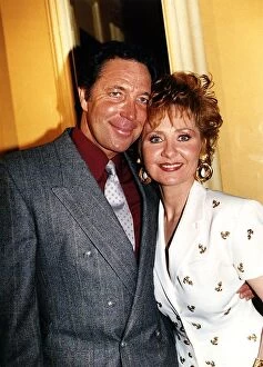 Images Dated 18th April 1989: Lulu Singer With Fellow Singer Tom Jones
