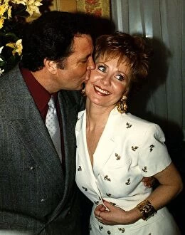 Images Dated 18th April 1989: Lulu Singer with Singer Tom Jones