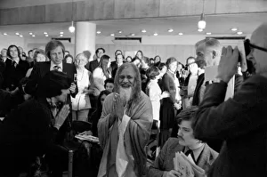 Maharishi is back in Town: Maharishi Mahesh Yogi at the Press Conference this afternoon Maharishi is back in Town: Maharishi Mahesh Yogi at the Press Conference this afternoon