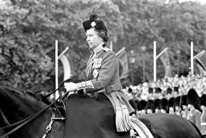 Images Dated 11th June 1977: Her Majesty Queen Elizabeth II on horseback during the trooping celebration ceremony