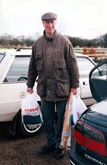 Images Dated 1st December 1995: Even managers like Jack Charlton have to do the more mundane things like shopping in