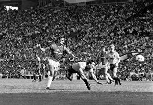 Images Dated 25th August 1984: Manchester United 1 v. Watford 1. August 1984 MF17-18-033