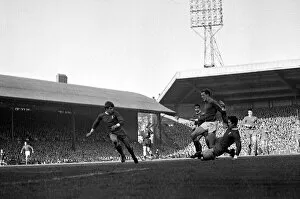 Core61 Gallery: Manchester United goalkeeper Alex Stepney charges through the challenges of Liverpool'
