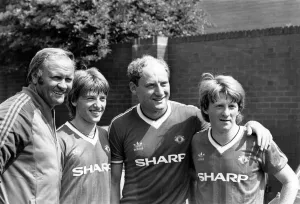 Manchester united Manager Ron Atkinson proudly presents his new Trio of International Manchester united Manager Ron Atkinson proudly presents his new Trio of International