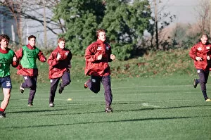 Images Dated 18th November 1996: Manchester United in training. Players running left to right: Roy Keane
