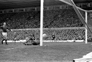 Images Dated 14th February 1970: Manchester United v. Crystal Palace. Manchester United 1st goal scored by Brian Kidd