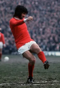 Images Dated 14th March 1970: Manchester Uniteds George Best in action against Leeds in the FA Cup semi final