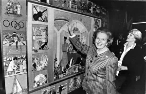 00047 Gallery: Margaret Thatcher with a mural display 27 / 07 / 88 circa