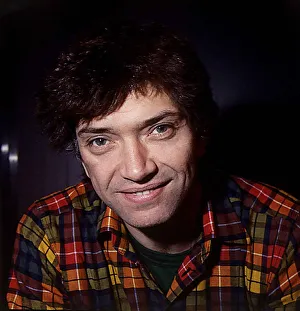 Martin Shaw Actor - December 1981 DBASE MSI Martin Shaw Actor - December 1981 DBASE MSI