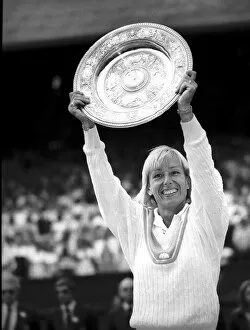 Martina Navratilova beat Chris Evert and won the Wimbledon ladies singles final