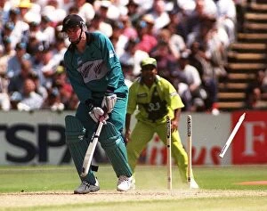 Images Dated 16th June 1999: Matthew Horne is bowled by Abdul Razzaq June 1999 during the Semi Final of