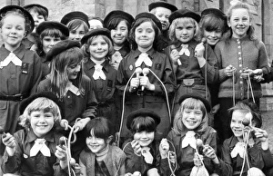 Images Dated 1st February 1974: Members of the 1st Ryton Brownies skipped 3, 000 skips to buy 30 rose bushes for