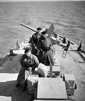 Members of an East Anglian Coatal Post of the Royal Observer Corps accept an invitation Members of an East Anglian Coatal Post of the Royal Observer Corps accept an invitation