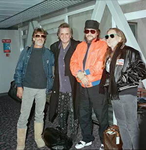 Images Dated 7th April 1992: Members of The Highwaymen at Heathrow Airport. Kris Kristofferson, Johnny Cash