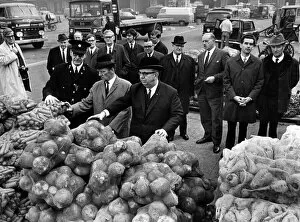 Images Dated 16th October 1970: Members of Liverpools environmental health and protection committee inspected