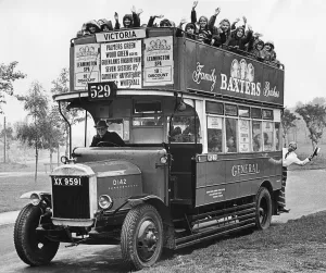 Memories of former days came alive in Leamington yesterday when a 1920s London bus jogged Memories of former days came alive in Leamington yesterday when a 1920s London bus jogged
