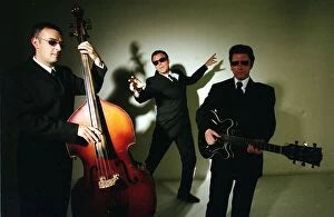 Images Dated 24th July 1997: MEN IN BLACK FASHION. PIC SHOWS L-R MUSICIANS ROY PERCY
