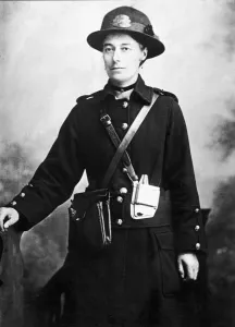 As men left their jobs to join the army at the outbreak of the First World War As men left their jobs to join the army at the outbreak of the First World War