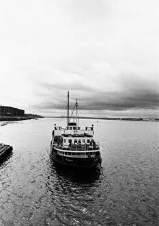 Images Dated 5th August 1980: Mersey Ferry in Liverpool 5t August 1980
