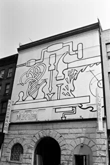 Images Dated 26th June 1984: Metropolitan Lumber & Hardware on Spring Street in Soho in New York City with artwork