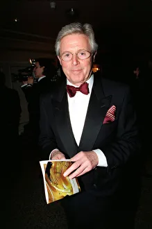 Michael Aspel TV Presenter March 1998 At the Grosvenor Hotel attending the 1998 Michael Aspel TV Presenter March 1998 At the Grosvenor Hotel attending the 1998