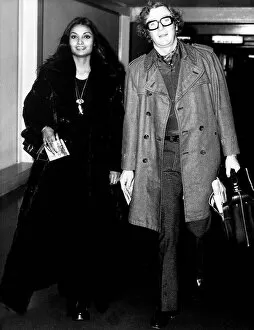 Images Dated 29th December 1972: Michael Caine actor with wife Shakira at airport - December 1972 Dbase MSI