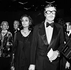 Images Dated 5th September 1974: Michael Caine and wife Shakira at the Premiere of Gold 5th September 1974