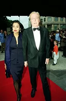 Images Dated 14th July 1998: Michael Cane Actor July 98 Arriving for the premiere of Doctor Doolittle at