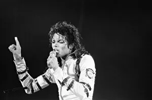 Images Dated 11th September 1988: Michael Jackson, Bad Tour 1988, concert at Aintree Racecourse, Aintree, Merseyside