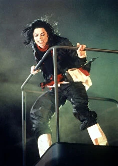 Images Dated 20th February 1996: Michael Jackson performing at the 1996 Brit Awards. 20th February 1996
