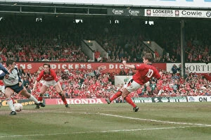 Images Dated 30th April 1995: Middlesbrough v Luton Town, the last match played at Ayresome Park