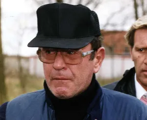 Mike Reid Actor Breaks Down While Meeting The Press Outside His Home To Talk About Mike Reid Actor Breaks Down While Meeting The Press Outside His Home To Talk About