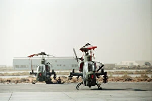 Images Dated 2nd September 1990: US Military Forces, Tank Killer Attack Helicopter at Dhahran Airbase, Saudi Arabia